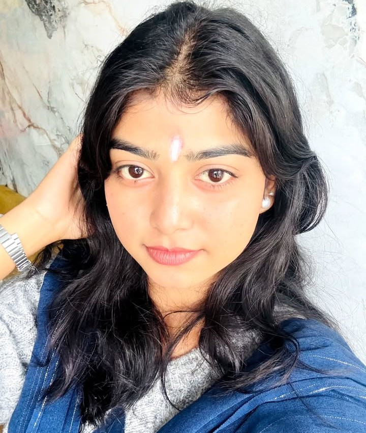 মহিলা মাদ্রাসার শিক্ষিকা থেকে মাগি