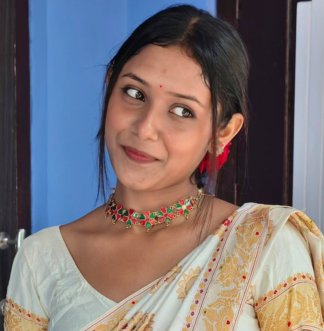 মুন্নার সাথে ভেজা চুদাই